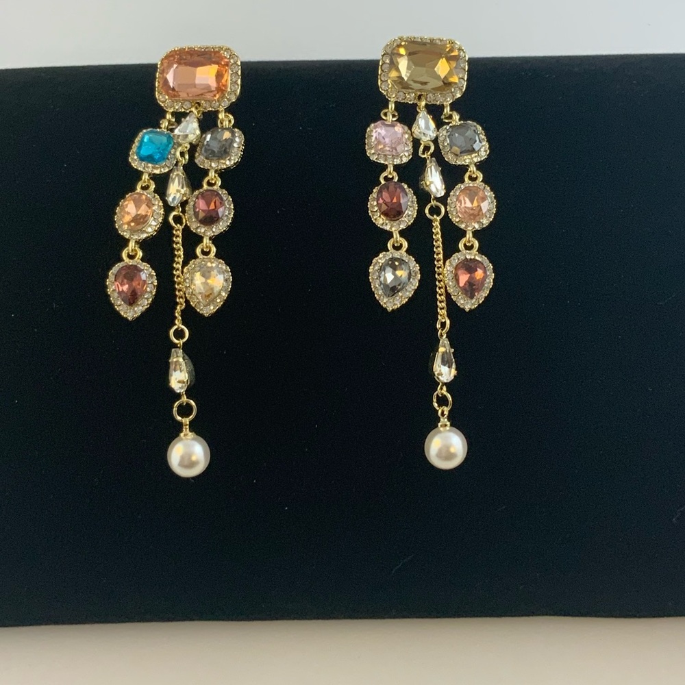 Multi-Colored Dangle Earrings - Picture 6 of 11